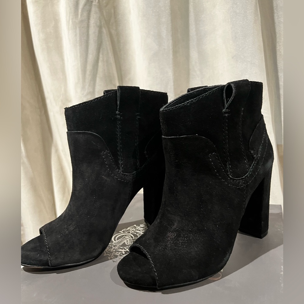 Vince Camuto Camey bootie